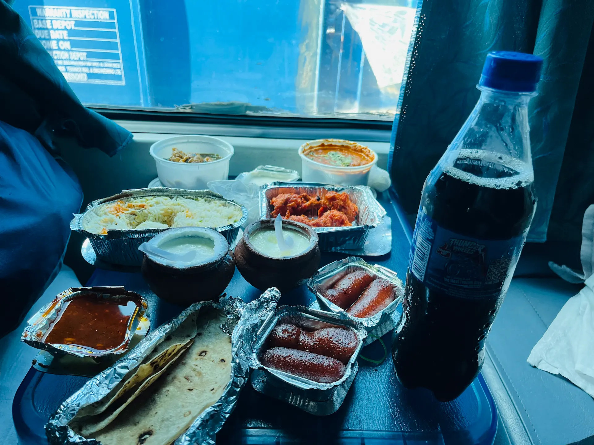 Lunch served onboard Mandovi Express